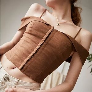 🦦 UO Shiloh Linen Hook and Eye Cropped Top size M